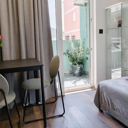 Toni Apartment